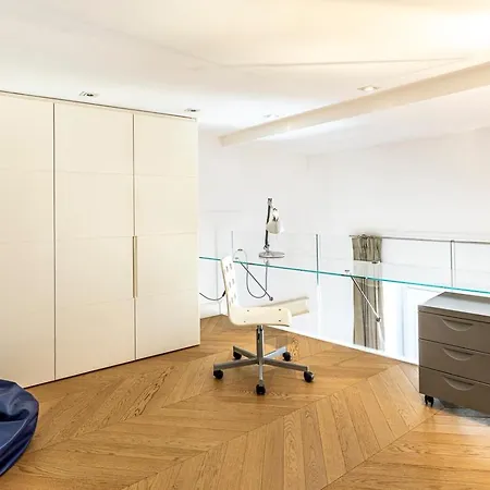 Chiodo Luxury 14 *