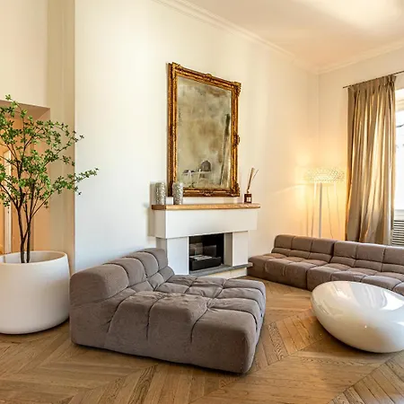 Chiodo Luxury 14 * La Spezia