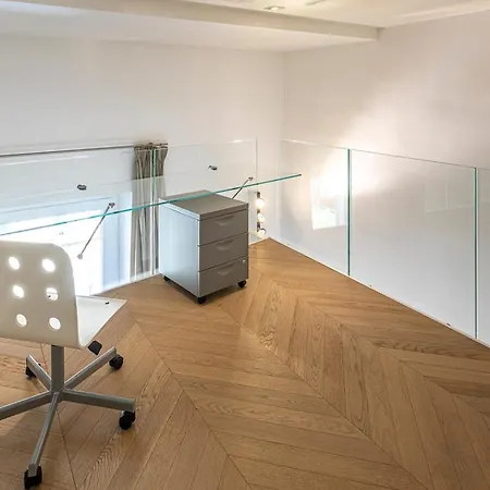 Chiodo Luxury 14 * La Spezia