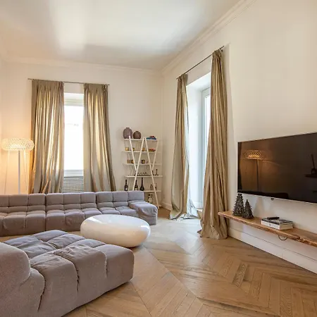Chiodo Luxury 14 Apartamento *